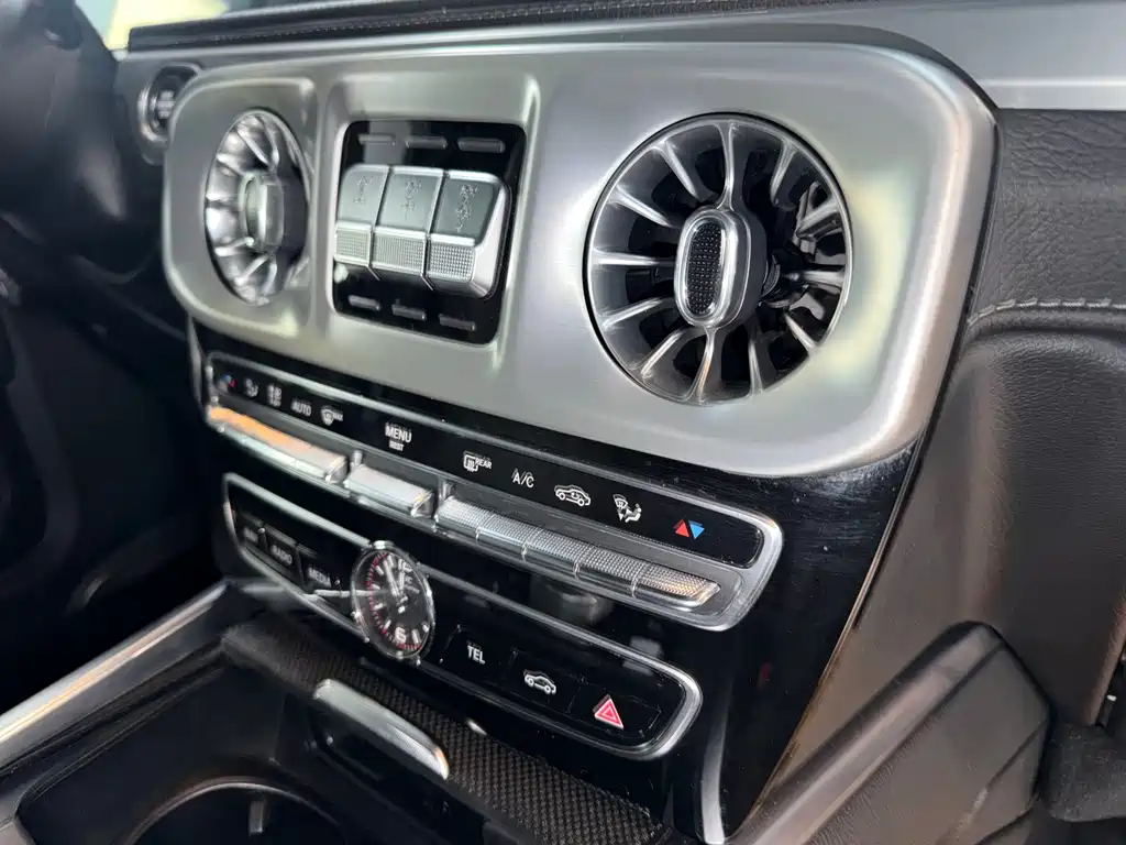 Mercedes-Benz Mercedes-Benz G-Class 2023 G 500 2023 - thumbnail 12