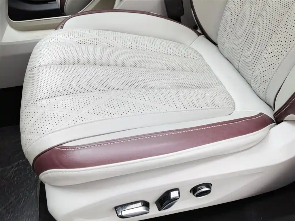 Ford Ford Equator 2021 EcoBoost 225 Premium 6-Seater 2021 - thumbnail 20