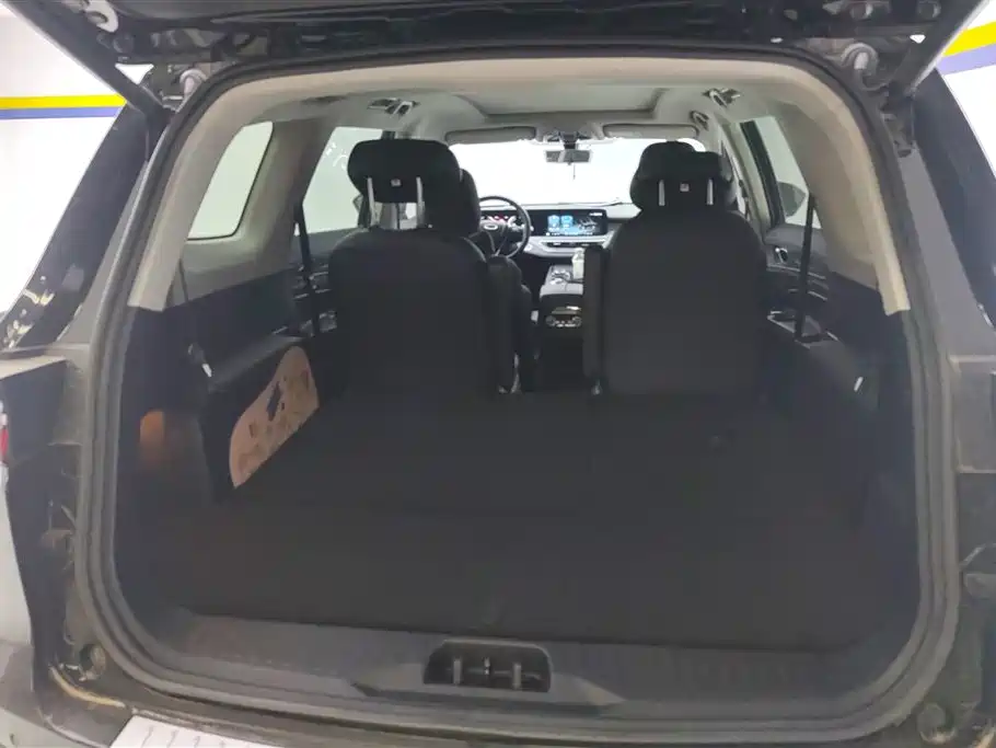 Ford Ford Equator 2021 EcoBoost 225 Platinum 6-Seater 2021 - thumbnail 4