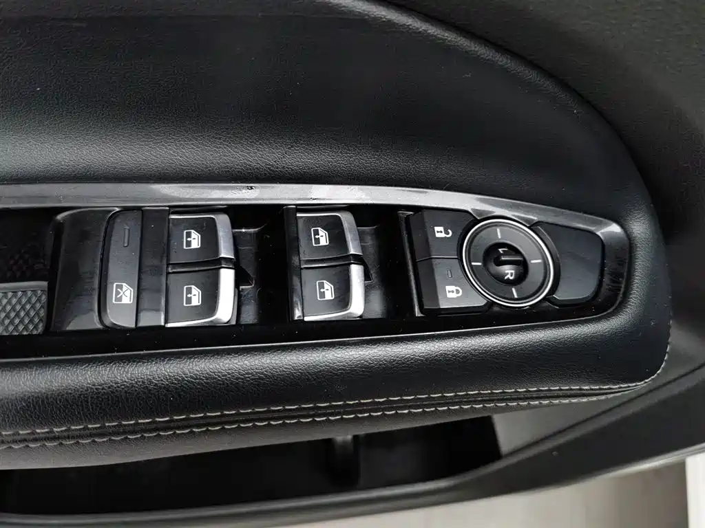 Ford Ford Equator 2021 EcoBoost 225 Jingling 5-Seater 2022 - thumbnail 9