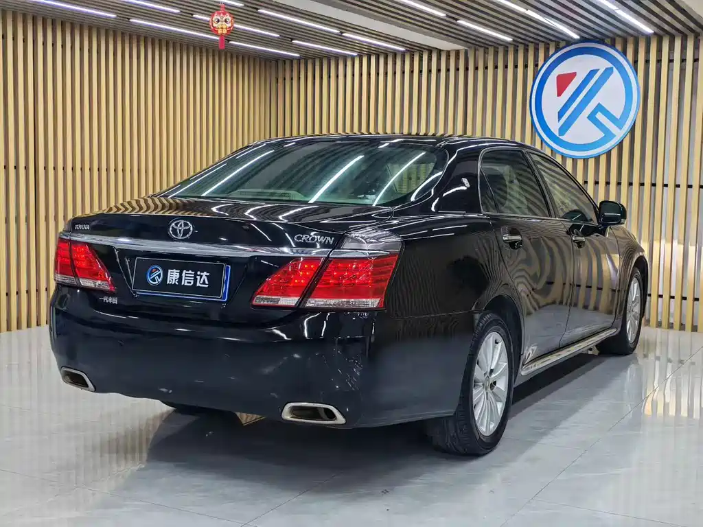 Toyota Crown 2012 2.5L Royal Navigation Edition 2013 - thumbnail 7