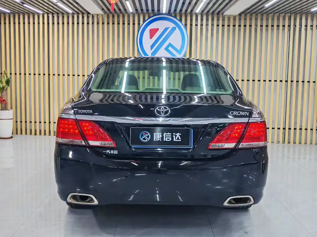 Toyota Crown 2012 2.5L Royal Navigation Edition 2013 - thumbnail 8