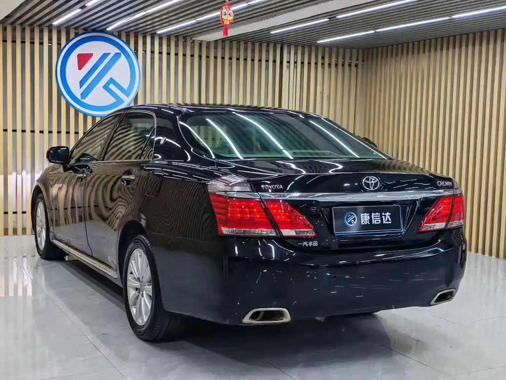 Toyota Crown 2012 2.5L Royal Navigation Edition 2013 - thumbnail 9