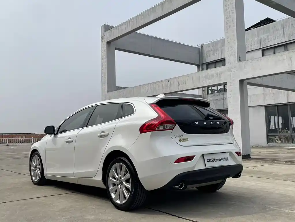 Volvo Volvo V40 2015 1.6T Intelligent Elegant Edition 2014 - thumbnail 7