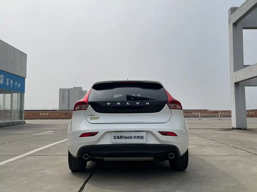 Volvo Volvo V40 2015 1.6T Intelligent Elegant Edition 2014 - thumbnail 8