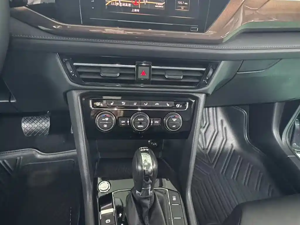 Volkswagen Tharu 2020 280TSI Front-Wheel Drive Luxury Plus Edition VI 2020 - thumbnail 10