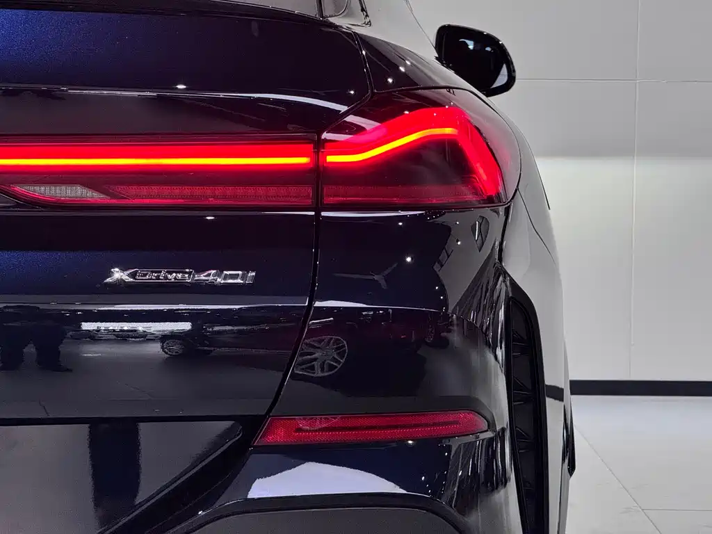 BMW BMW X6 2023 xDrive40i M Sport Package 2025 - thumbnail 16