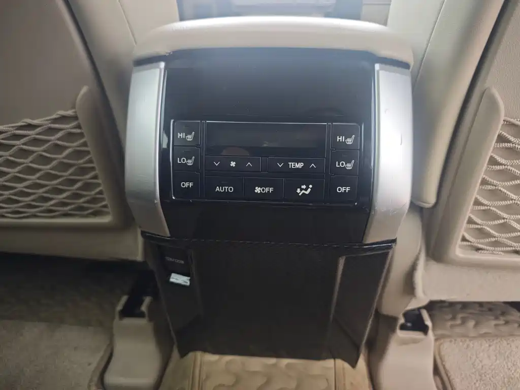 Toyota Toyota Land Cruiser Prado 2018 3.5L Automatic TX-L Rear Spare Tire 2019 - thumbnail 13