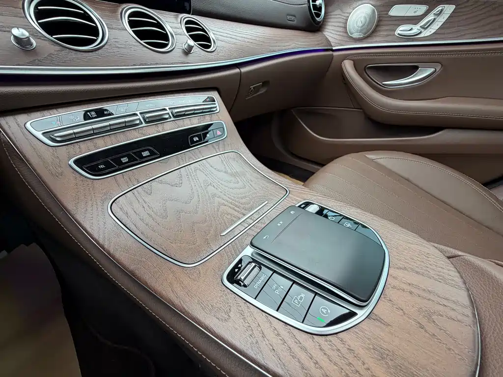 Mercedes-Benz Mercedes-Benz E-Class 2022 Model Year Facelift E 300 L Luxury 2022 - thumbnail 17