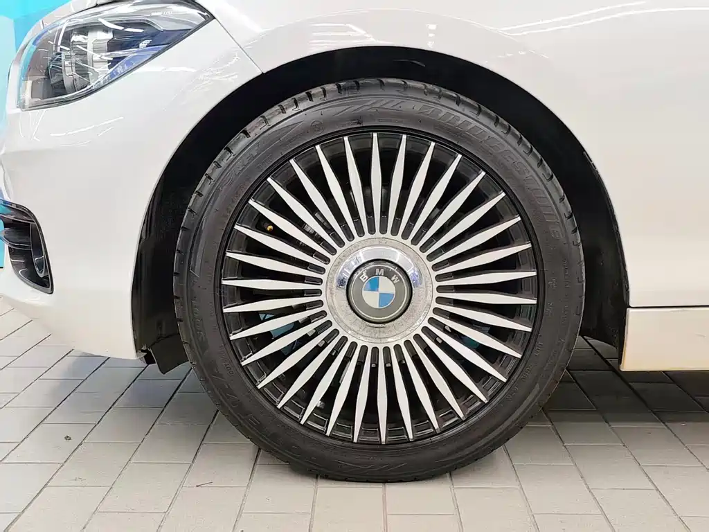 BMW BMW 1 Series Import 2015 120i Sport Design Package 2015 - thumbnail 18