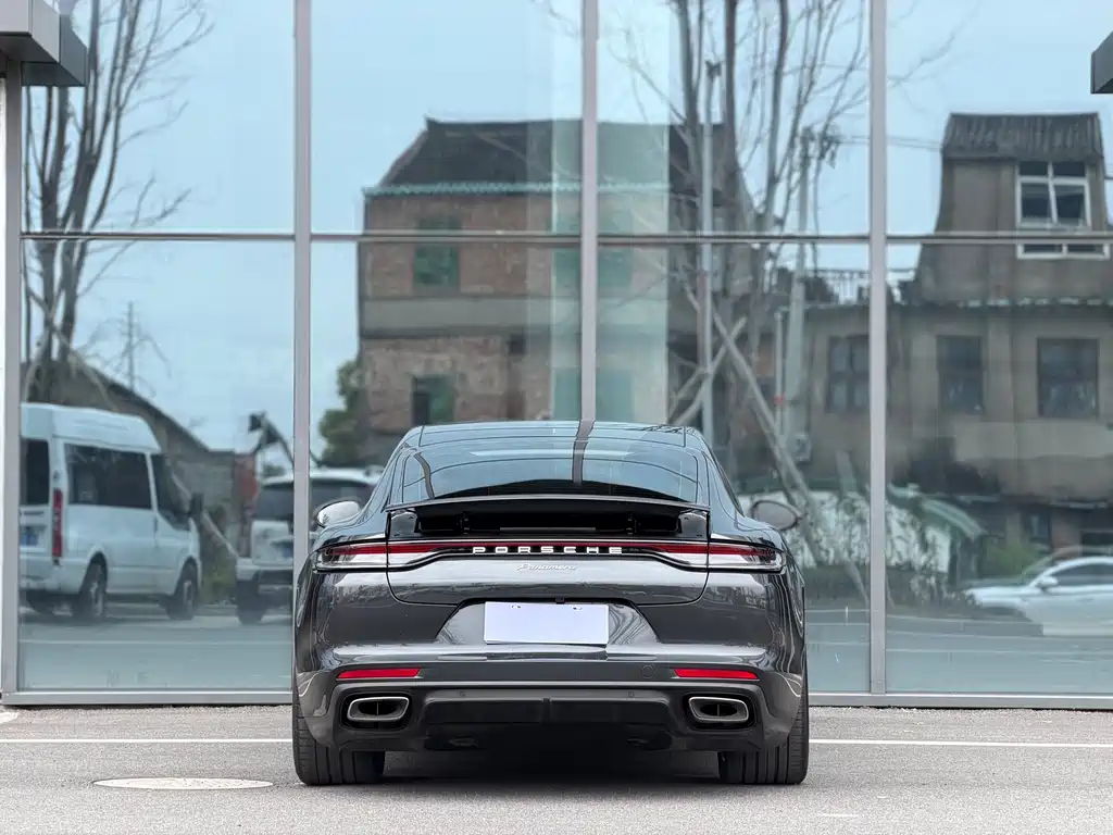 Porsche The given text is already in English. The internationally accepted model name is: Porsche Panamera 2023 2.9T 2023 - thumbnail 4
