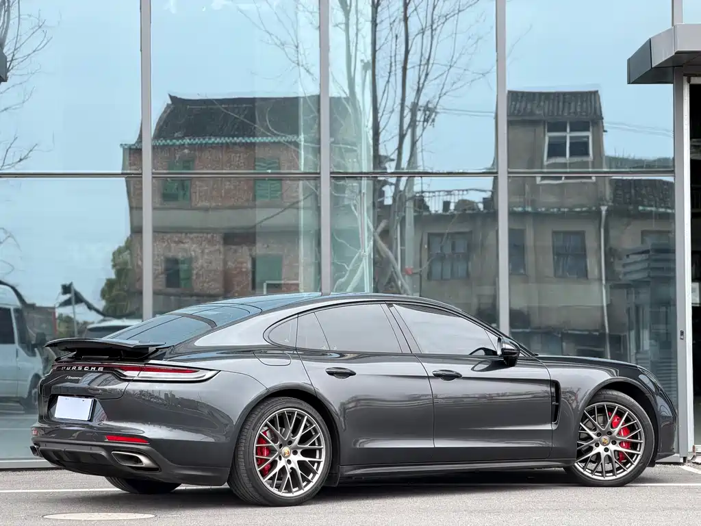 Porsche The given text is already in English. The internationally accepted model name is: Porsche Panamera 2023 2.9T 2023 - thumbnail 5