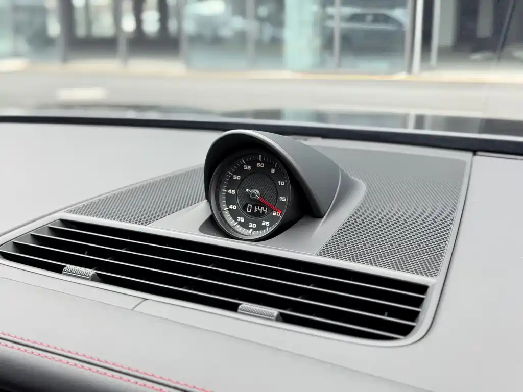 Porsche The given text is already in English. The internationally accepted model name is: Porsche Panamera 2023 2.9T 2023 - thumbnail 15