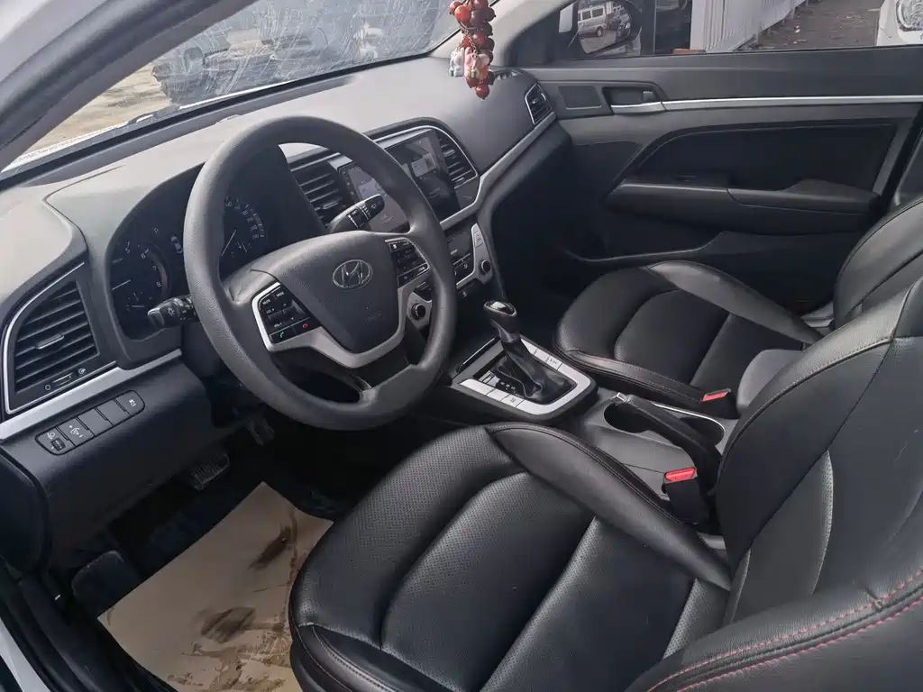 Hyundai Elantra 2016 1.6L Automatic Smart Elite 2019 - thumbnail 7
