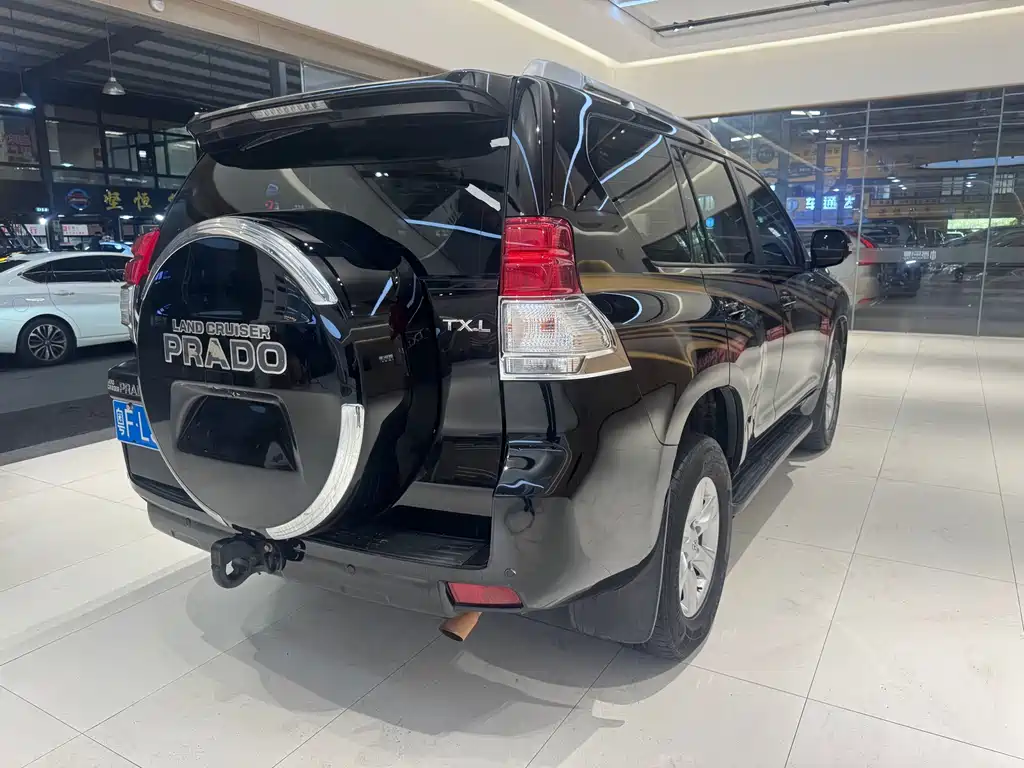 Toyota Toyota Land Cruiser Prado (Imported) 2010 Model Middle East Version 2013 - thumbnail 6