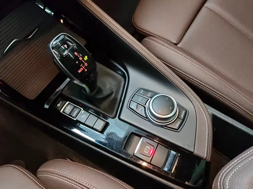 BMW BMW X2 2020 sDrive25i M Sport Package 2020 - thumbnail 10