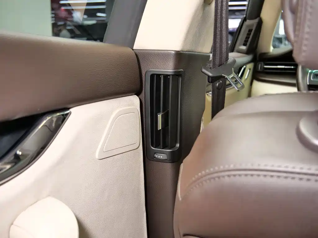 Maserati Chery President 2015 3.0T Standard Model 2016 - thumbnail 13