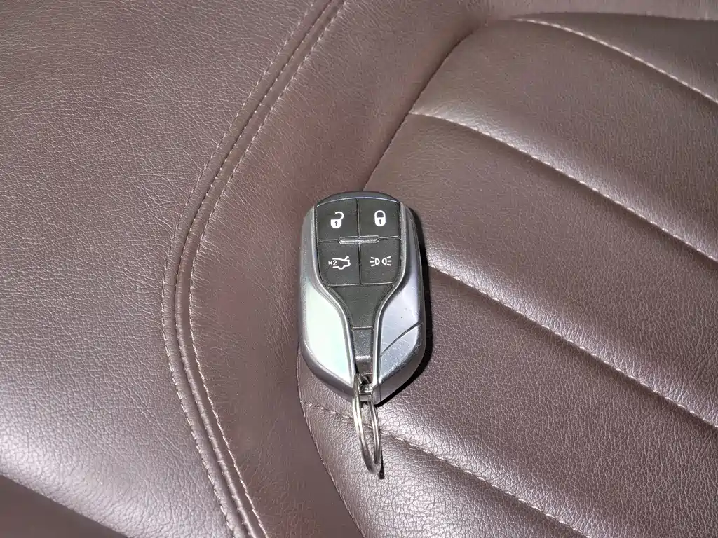 Maserati Chery President 2015 3.0T Standard Model 2016 - thumbnail 24