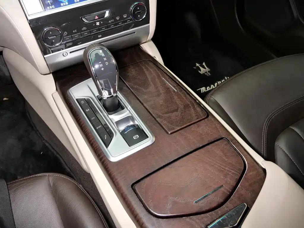 Maserati Chery President 2015 3.0T Standard Model 2016 - thumbnail 26