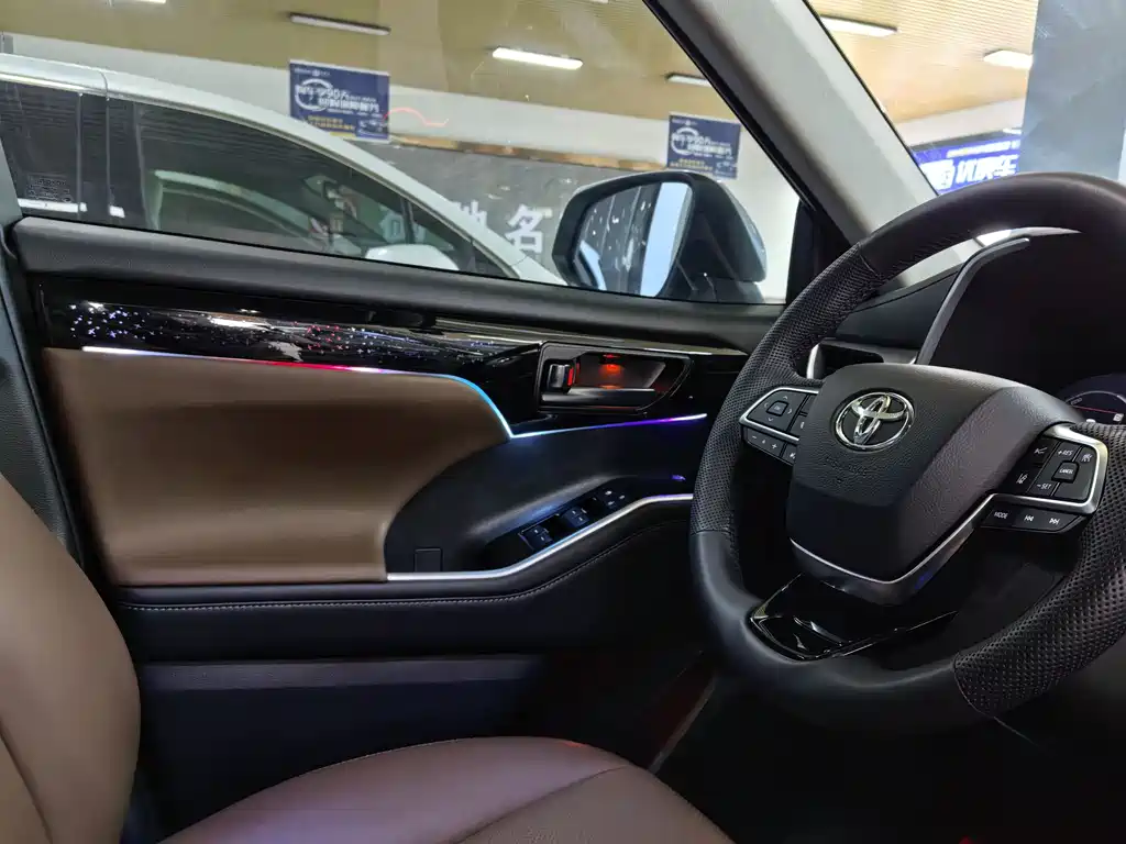 Toyota Toyota Highlander 2024 2.5L Intelligent Electric Hybrid Two-Wheel Drive Elite Edition 5-Seat 2025 - thumbnail 14