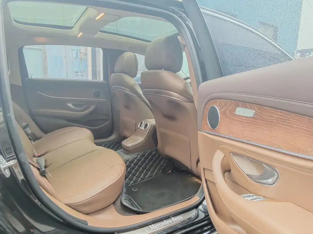 Mercedes-Benz Mercedes-Benz E-Class 2023 E 260 L 2023 - thumbnail 9