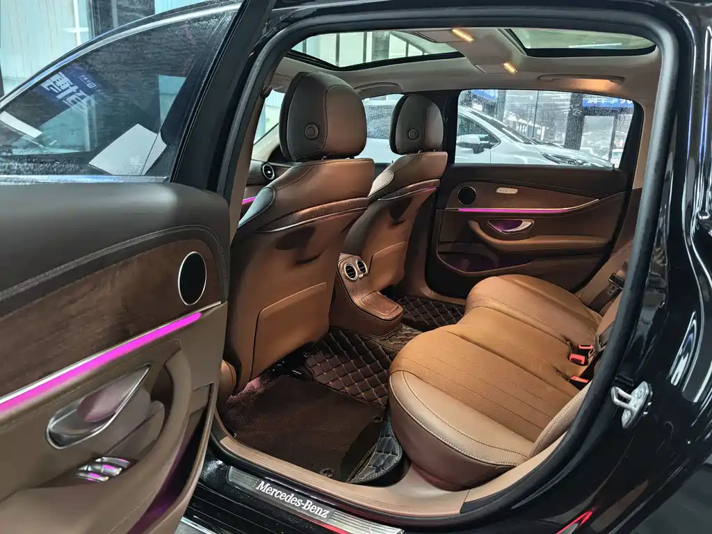 Mercedes-Benz Mercedes-Benz E-Class 2023 E 260 L 2023 - thumbnail 15
