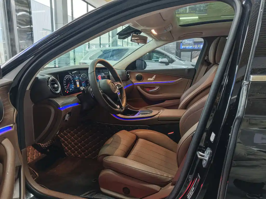 Mercedes-Benz Mercedes-Benz E-Class 2023 E 260 L 2023 - thumbnail 16