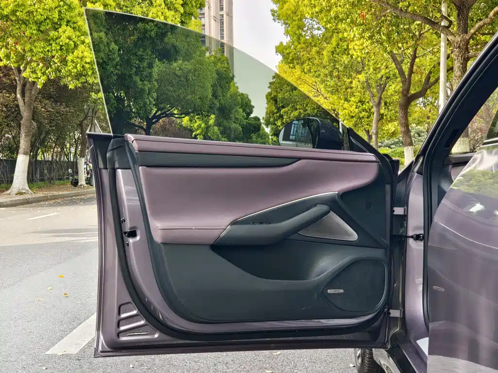 Xiaomi Auto Xiaomi SU7 2024 Rear-Wheel Drive Long Range Intelligent Driving Version 2025 - thumbnail 4