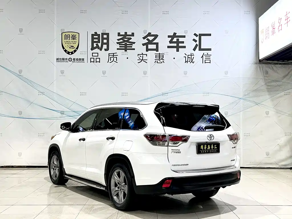 Toyota Toyota Highlander 2017 2.0T Two-Wheel Drive Luxury Edition 7-seater 2017 - thumbnail 6