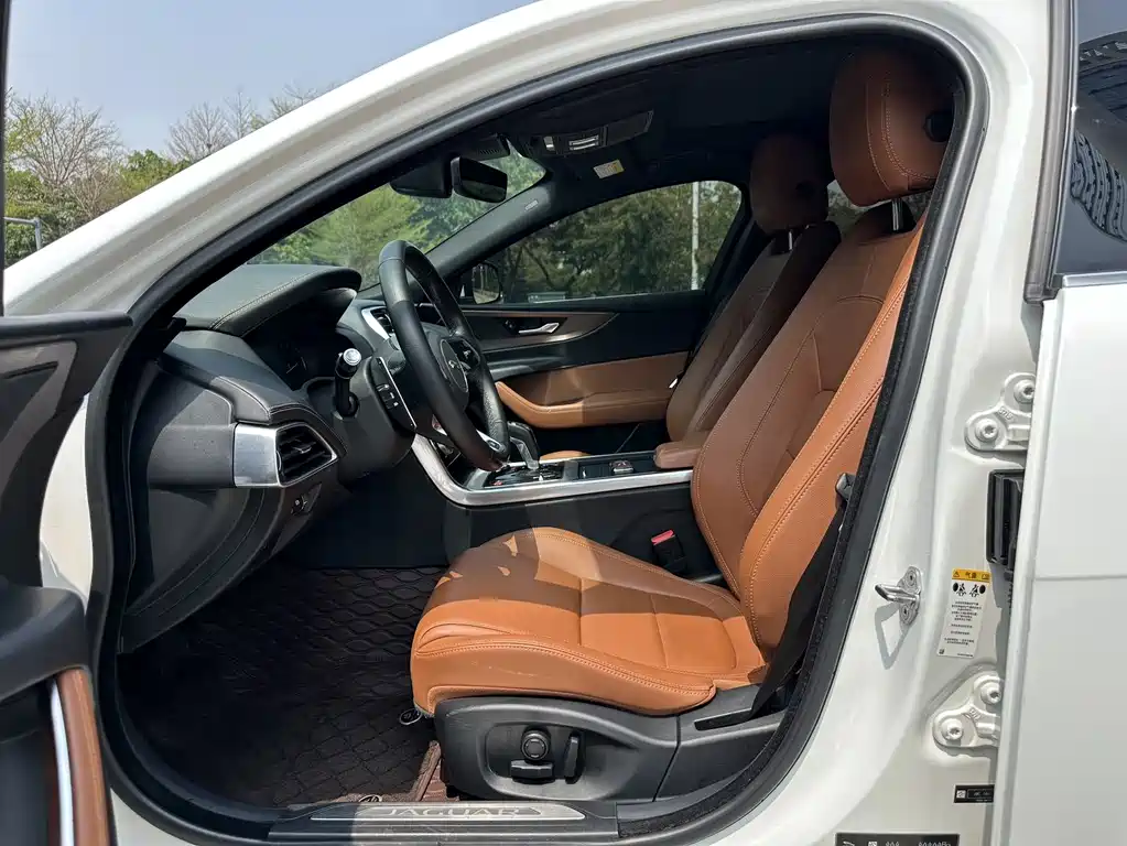 Jaguar Jaguar XEL 2020 2.0T 200PS R-DYNAMIC S Sport Edition 2020 - thumbnail 6