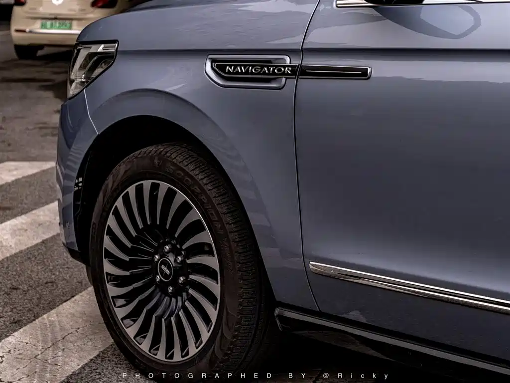 Lincoln Lincoln Navigator 2020 3.5T Presidential Series 2020 - thumbnail 13