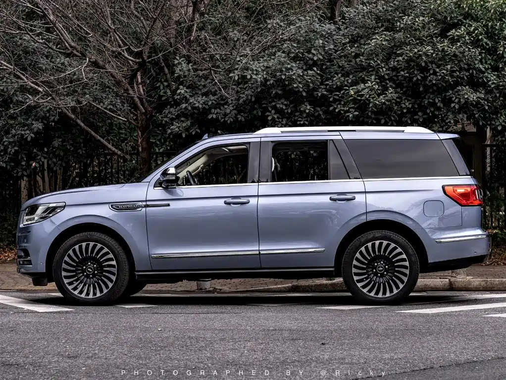 Lincoln Lincoln Navigator 2020 3.5T Presidential Series 2020 - thumbnail 14
