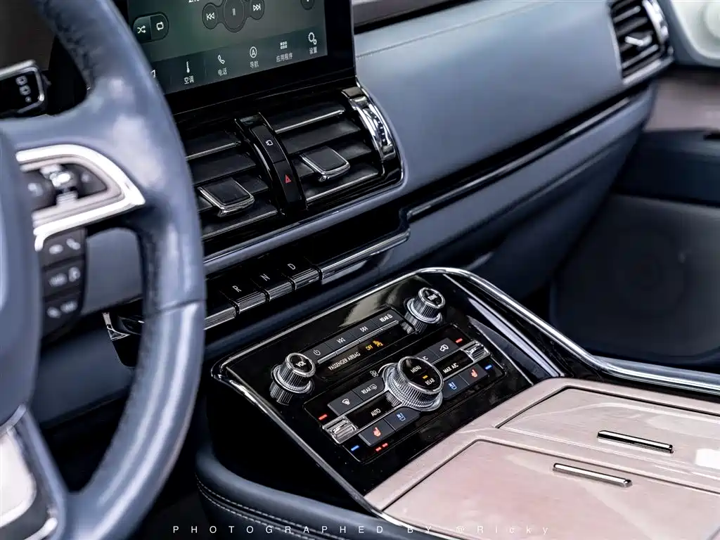 Lincoln Lincoln Navigator 2020 3.5T Presidential Series 2020 - thumbnail 17