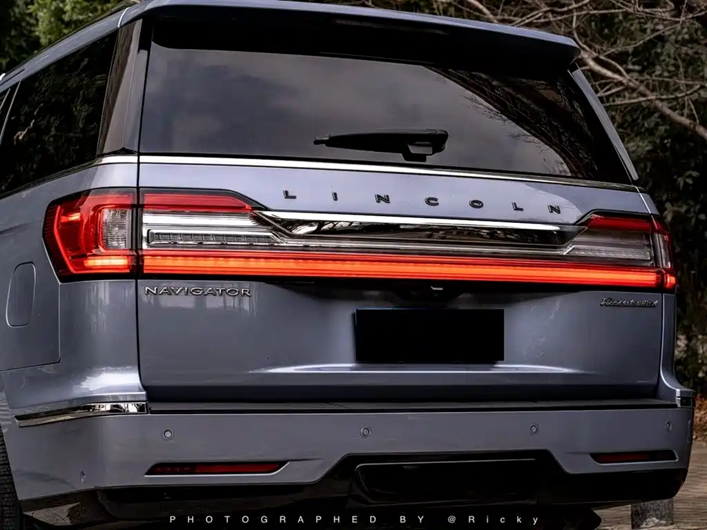 Lincoln Lincoln Navigator 2020 3.5T Presidential Series 2020 - thumbnail 11