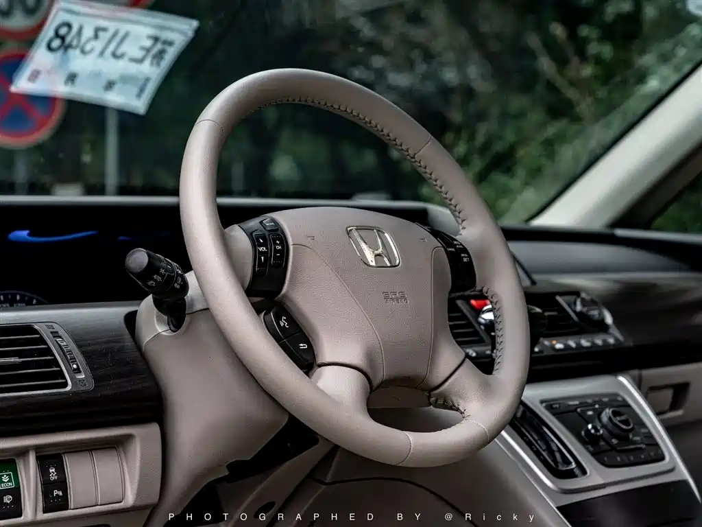 Honda Honda Elysion 2012 2.4L VTi-S Premium Edition 2013 - thumbnail 4