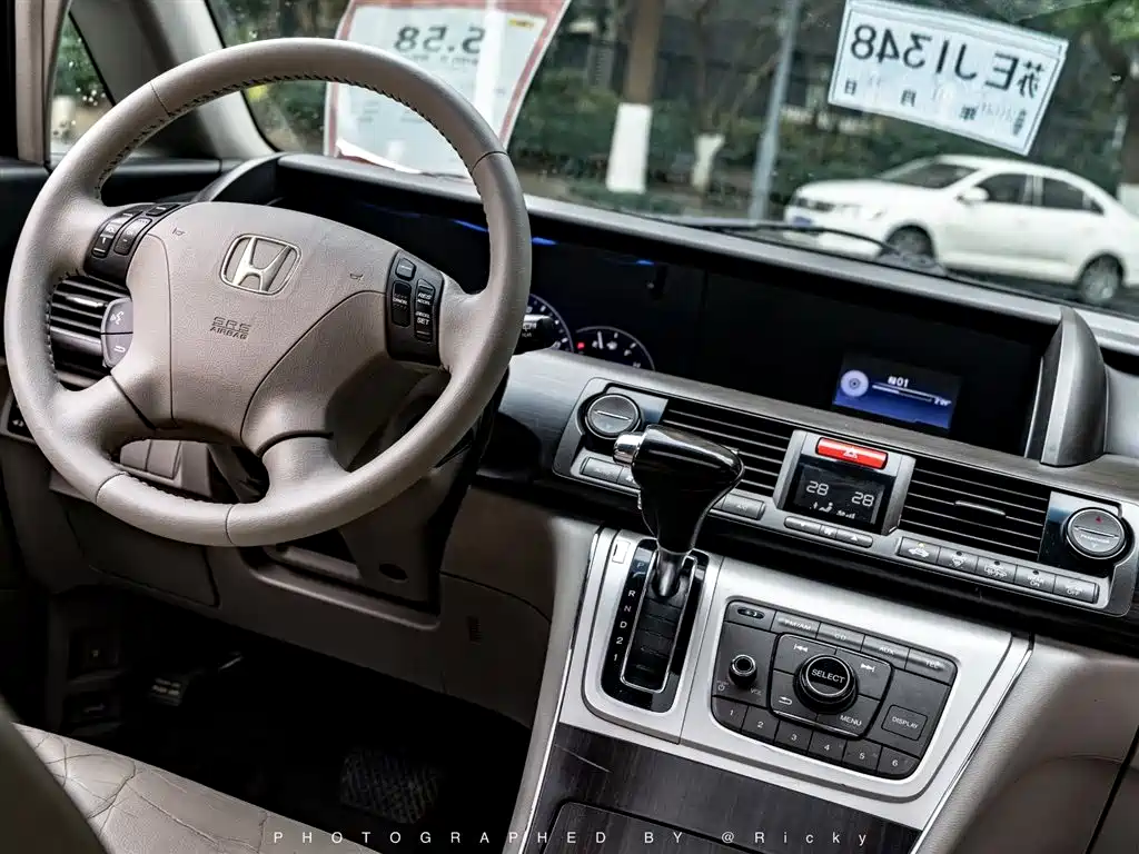 Honda Honda Elysion 2012 2.4L VTi-S Premium Edition 2013 - thumbnail 5