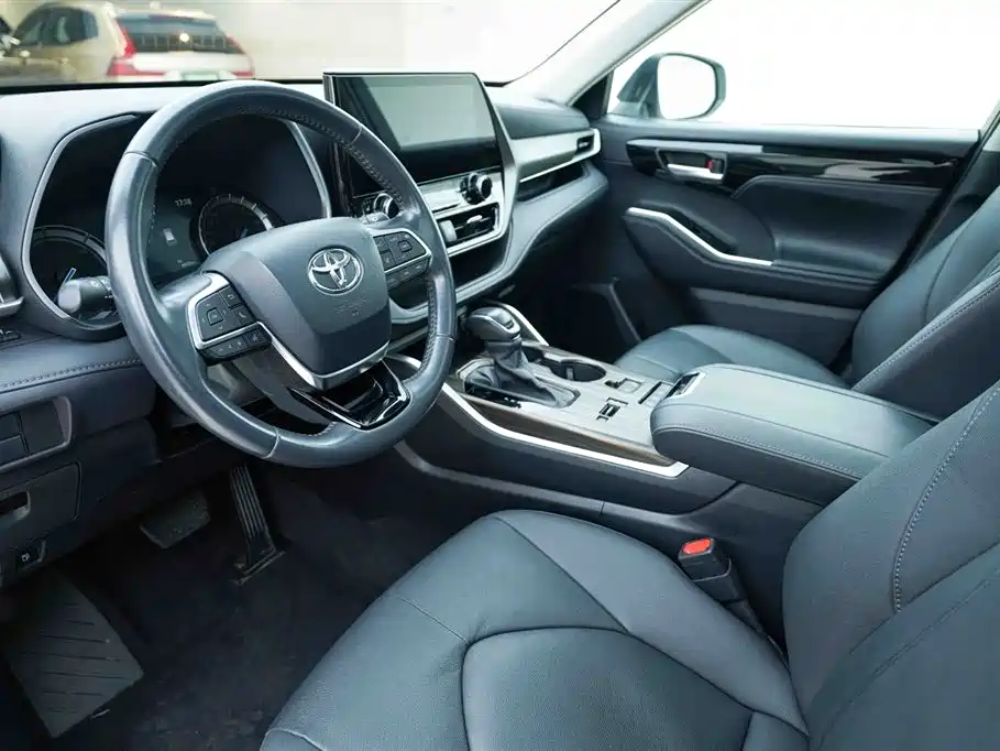 Toyota Toyota Highlander 2022 Hybrid 2.5L AWD Premium 7-seater 2022 - thumbnail 10
