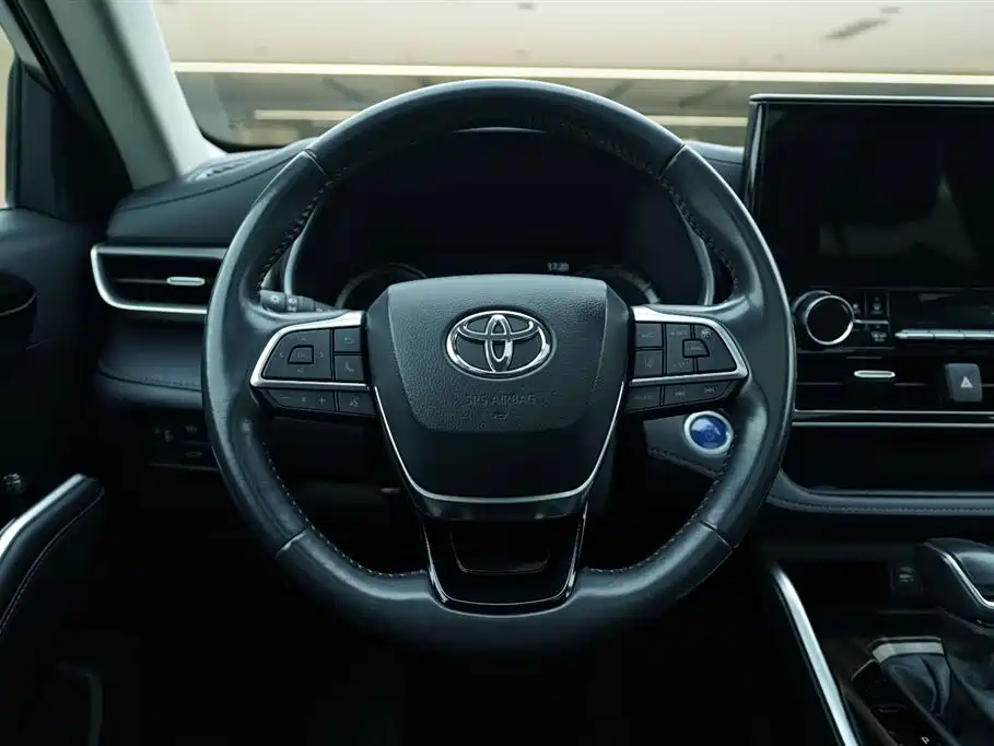 Toyota Toyota Highlander 2022 Hybrid 2.5L AWD Premium 7-seater 2022 - thumbnail 16