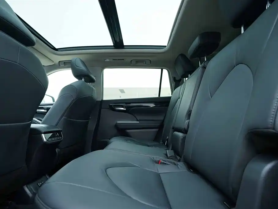 Toyota Toyota Highlander 2022 Hybrid 2.5L AWD Premium 7-seater 2022 - thumbnail 19