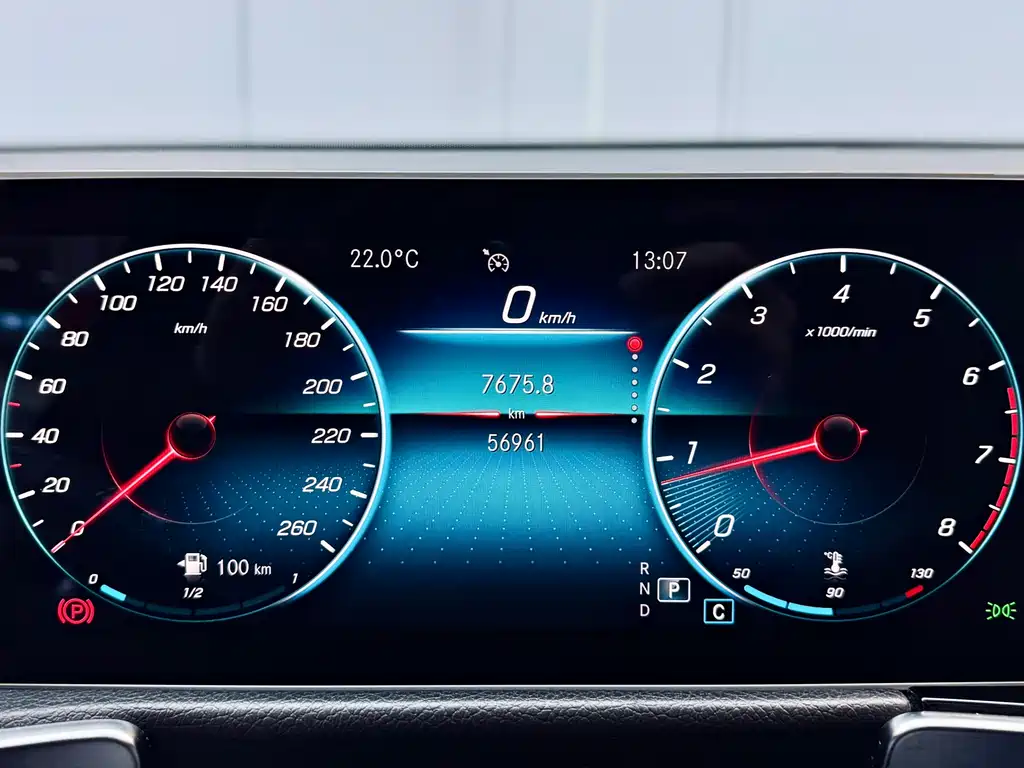 Mercedes-Benz Mercedes-Benz GLB 2020 Facelift GLB 200 Style 2020 - thumbnail 25