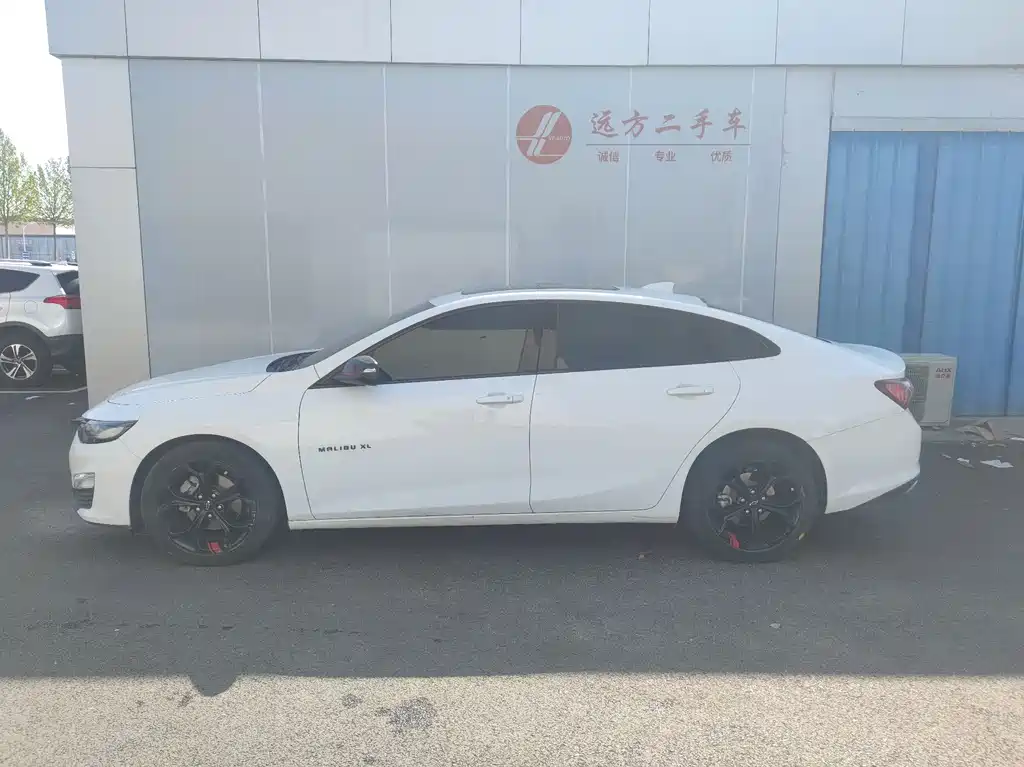 Chevrolet Malibu XL 2020 Redline 550T Automatic Sport Edition 2021 - thumbnail 6
