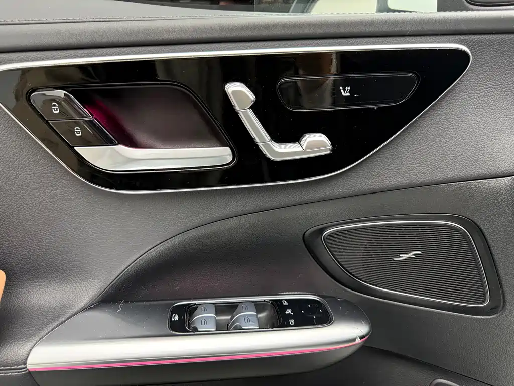 Mercedes-Benz Mercedes-Benz C-Class 2023 Model Year Facelift C 260 L Sport Edition 2023 - thumbnail 26