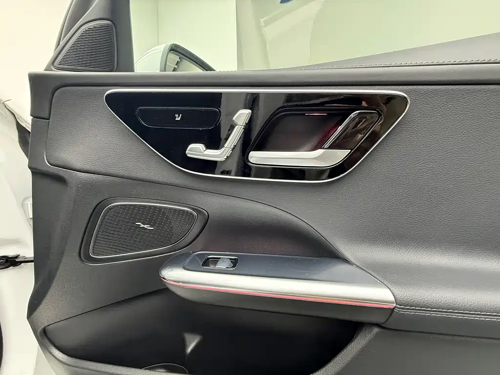 Mercedes-Benz Mercedes-Benz C-Class 2023 Model Year Facelift C 260 L Sport Edition 2023 - thumbnail 15