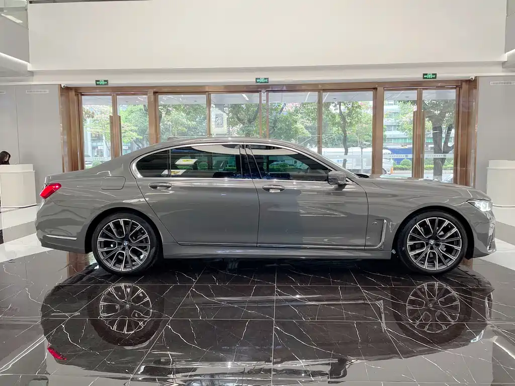 BMW BMW 7 Series 2021 740Li Leading Model M Sport Package 2021 - thumbnail 4