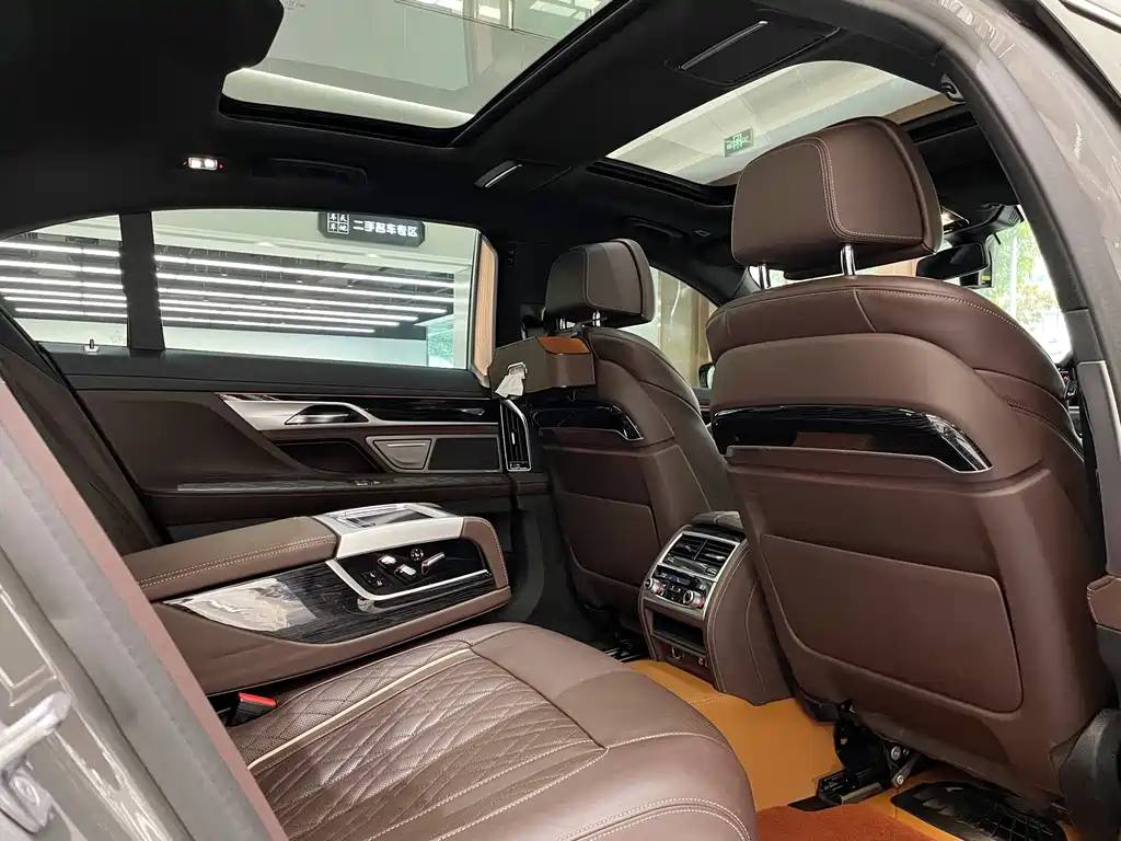 BMW BMW 7 Series 2021 740Li Leading Model M Sport Package 2021 - thumbnail 24