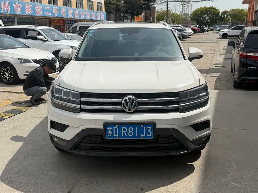 Volkswagen Volkswagen Tharu 2020 280TSI 2WD Luxury Edition China V 2020