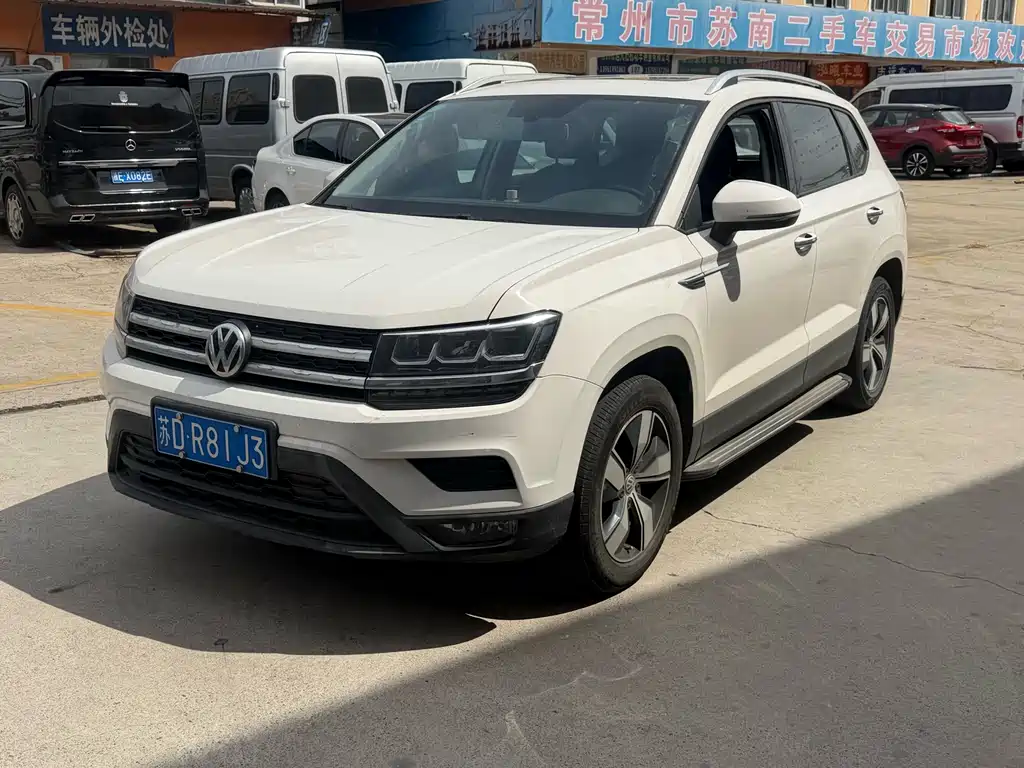 Volkswagen Volkswagen Tharu 2020 280TSI 2WD Luxury Edition China V 2020 - thumbnail 2