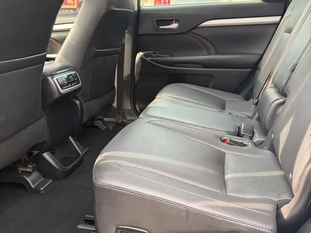 Toyota Toyota Highlander 2015 2.0T AWD Luxury 7-seater 2017 - thumbnail 7