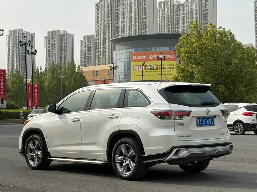 Toyota Toyota Highlander 2015 2.0T AWD Luxury 7-seater 2017 - thumbnail 22