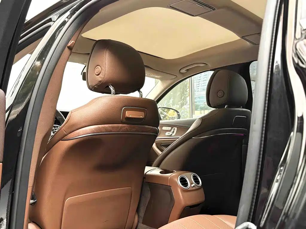 Mercedes-Benz Mercedes-Benz E-Class Hybrid 2020 E 300 e L 2020 - thumbnail 10